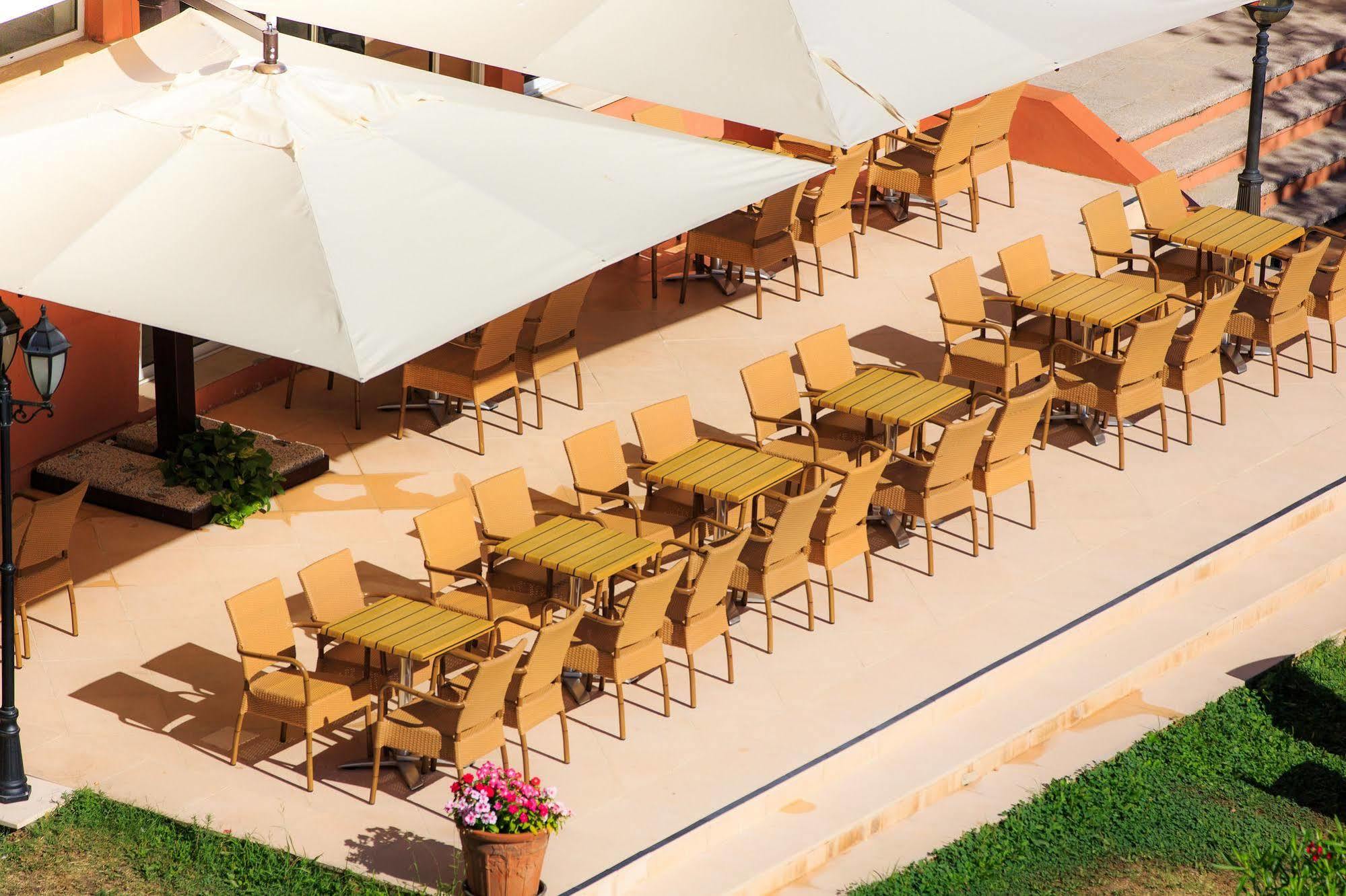 Hotel Club Le Capet Сент-Максим Экстерьер фото